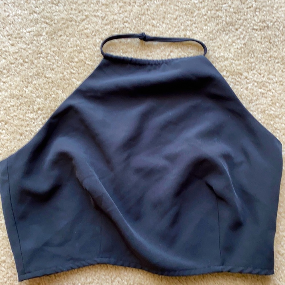 Tobi Black Halter Crop Top Size Small